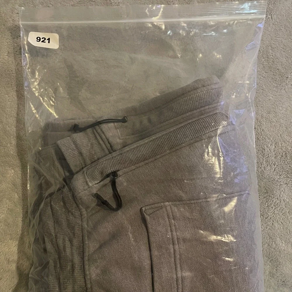 Under Armour ColdGear Fitted Mens Gray Joggers Sweatpants Size Medium MD Fleece